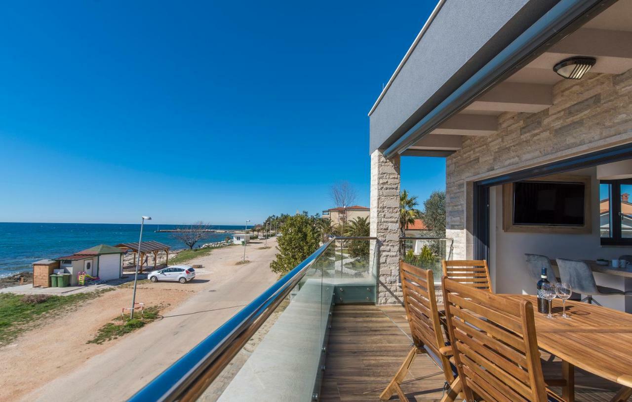 Villa Punta Mulino Lovrečica Exterior foto